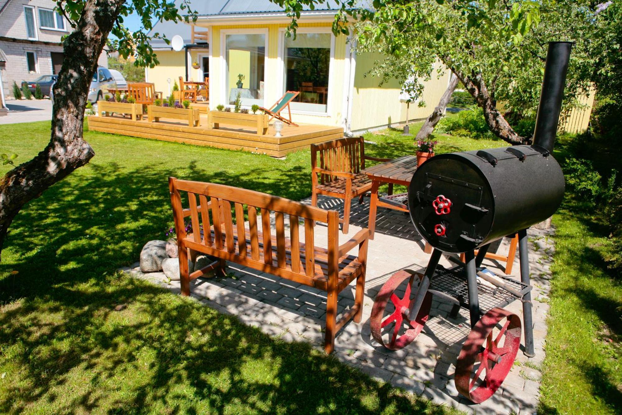 Kaare Guesthouse Viljandi  Exteriör bild