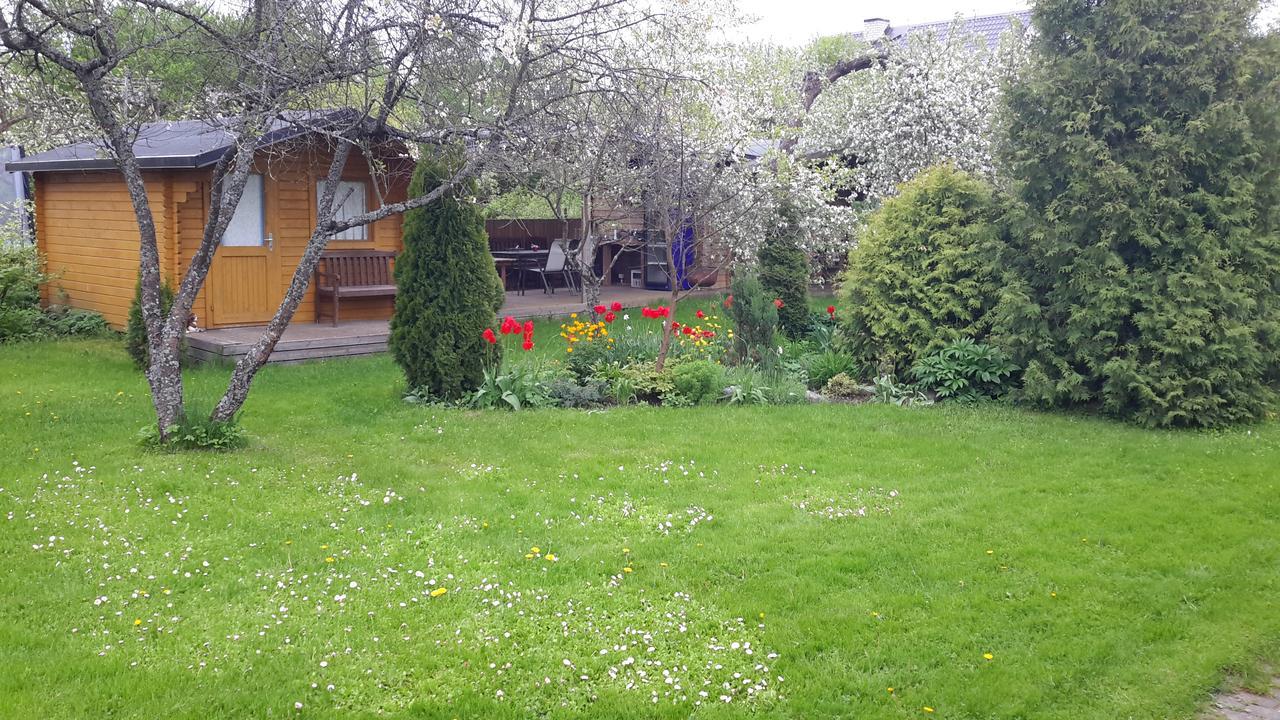 Kaare Guesthouse Viljandi  Exteriör bild